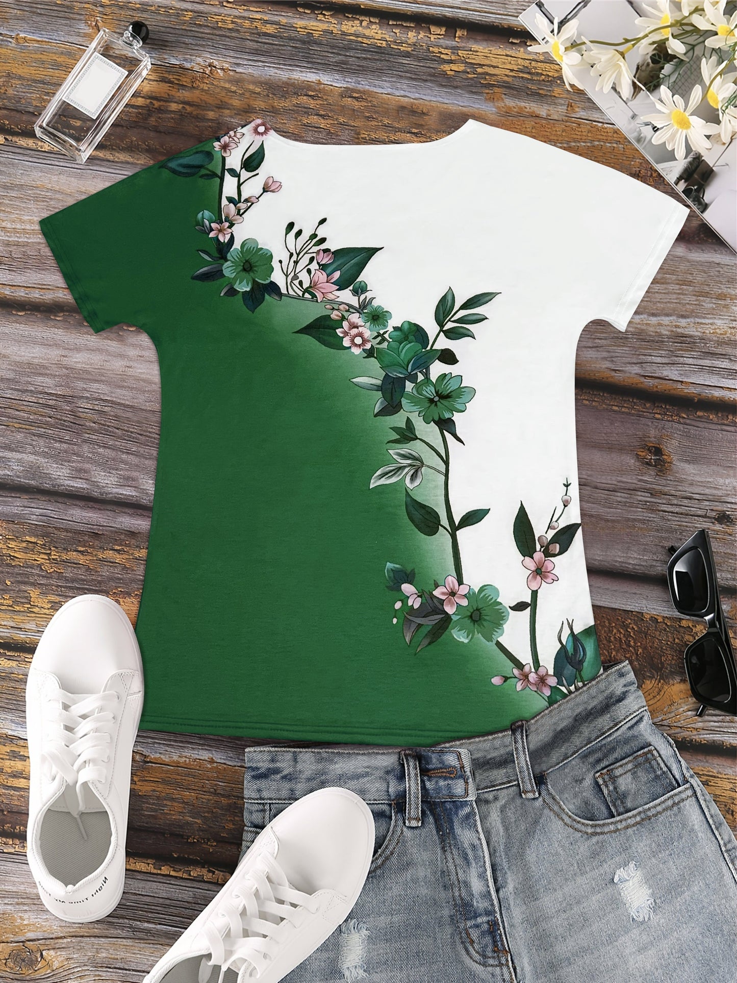 Astrid™ | Färgblock Blommönster T-shirt